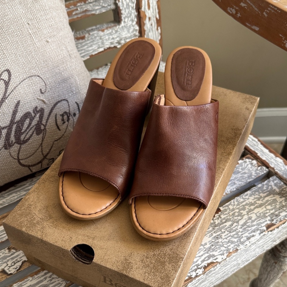 Born Brown Leather Open-Toe Slide Sandals
